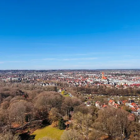 Skyline- 2 Zimmer-apartment, Balkon, Messe & Bahnhof Nah Appartement Augsbourg